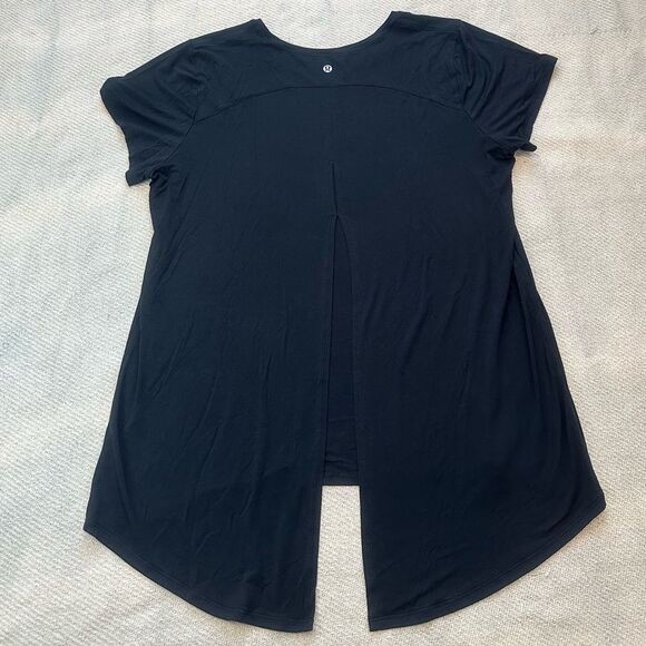 Lululemon Open Up Tie Back Shirt Size 10 Black Women's Short Sleeve Rare - Picture 3 of 6
